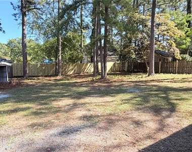 609 Lufkin Circle - Photo Thumbnail 2