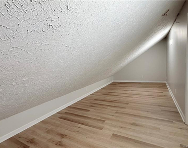 609 Lufkin Circle - Photo Thumbnail 9