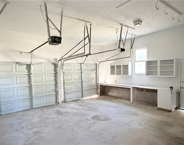 609 Lufkin Circle - Photo Thumbnail 1