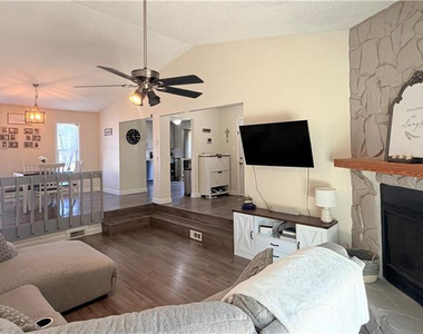 6374 Lake Trail Drive - Photo Thumbnail 14