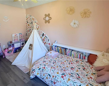 6374 Lake Trail Drive - Photo Thumbnail 25