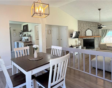 6374 Lake Trail Drive - Photo Thumbnail 13