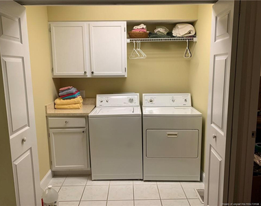 688 Azalea Drive - Photo Thumbnail 16