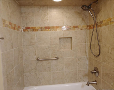 688 Azalea Drive - Photo Thumbnail 15