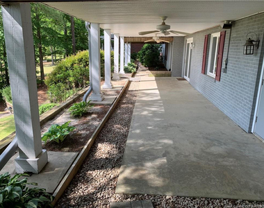 688 Azalea Drive - Photo Thumbnail 24