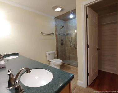 688 Azalea Drive - Photo Thumbnail 19