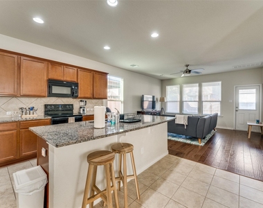 16020 Mcaloon Way - Photo Thumbnail 9