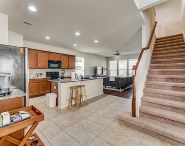 16020 Mcaloon Way - Photo Thumbnail 7
