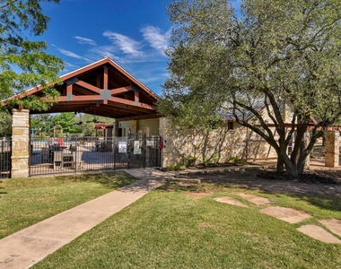3780 Turetella Dr - Photo Thumbnail 20