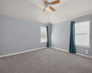 3780 Turetella Dr - Photo Thumbnail 15