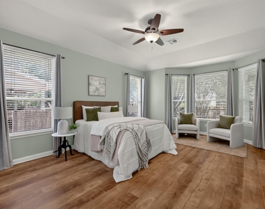 3780 Turetella Dr - Photo Thumbnail 7