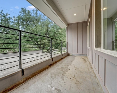 6406 Santos St - Photo Thumbnail 16