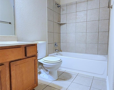 219 Tascate St - Photo Thumbnail 24