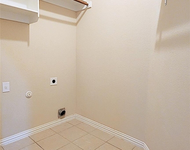 219 Tascate St - Photo Thumbnail 21