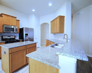 219 Tascate St - Photo Thumbnail 8