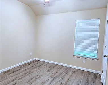219 Tascate St - Photo Thumbnail 28
