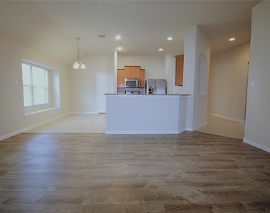 219 Tascate St - Photo Thumbnail 11
