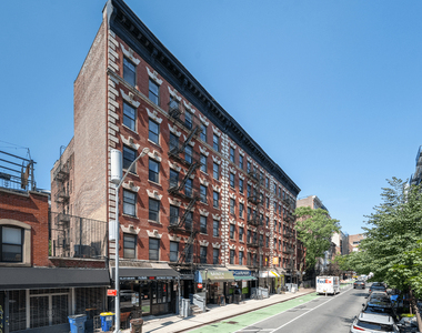 East 13th Street - Photo Thumbnail 6