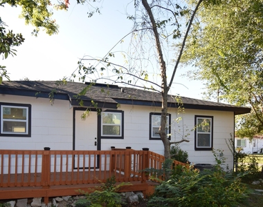 4735 Dundee Road - Photo Thumbnail 11