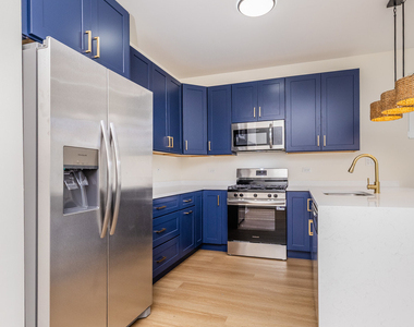 1548 S Sawyer Street - Photo Thumbnail 3