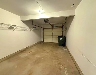 949 Charlela Lane - Photo Thumbnail 20