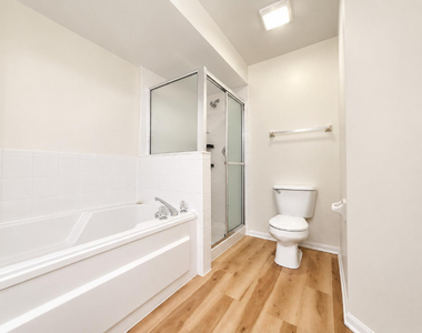 949 Charlela Lane - Photo Thumbnail 13
