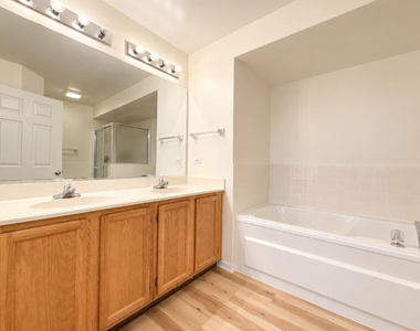 949 Charlela Lane - Photo Thumbnail 12