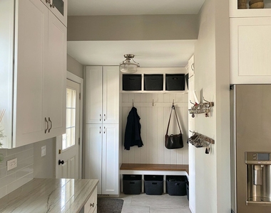 5243 Washington Street - Photo Thumbnail 2