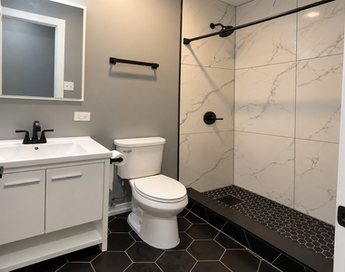 17700 Grandview Drive - Photo Thumbnail 11