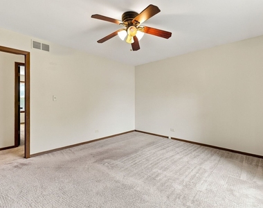 2650 Fieldstone Court - Photo Thumbnail 13
