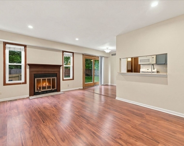 2650 Fieldstone Court - Photo Thumbnail 3
