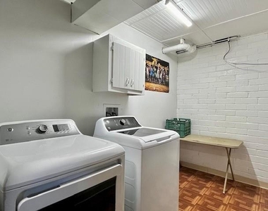 2851 Club Drive - Photo Thumbnail 7