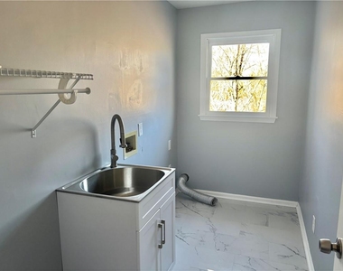 240 Creekside Park Drive - Photo Thumbnail 22