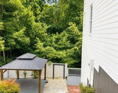 240 Creekside Park Drive - Photo Thumbnail 30
