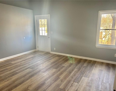 240 Creekside Park Drive - Photo Thumbnail 26