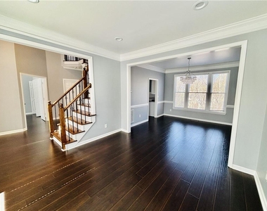 240 Creekside Park Drive - Photo Thumbnail 12