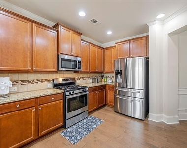 2145 Red Barn Court - Photo Thumbnail 10
