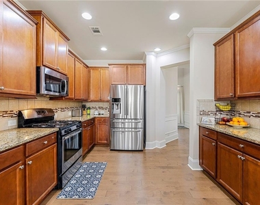 2145 Red Barn Court - Photo Thumbnail 8