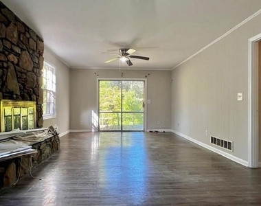 1548 Darwen Lane - Photo Thumbnail 1