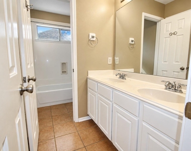 11411 Blackstream Court - Photo Thumbnail 17