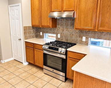 11411 Blackstream Court - Photo Thumbnail 11