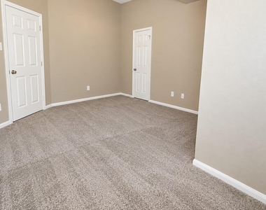 11411 Blackstream Court - Photo Thumbnail 20