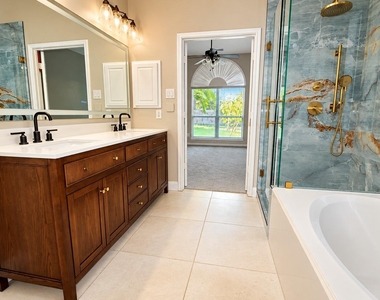 11411 Blackstream Court - Photo Thumbnail 13