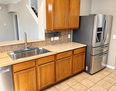 11411 Blackstream Court - Photo Thumbnail 10
