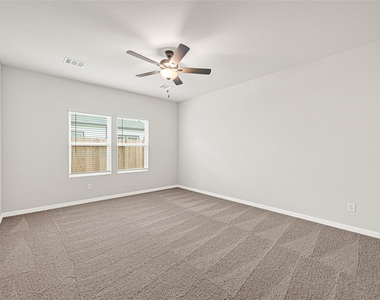 7735 Bergamot Circle - Photo Thumbnail 7
