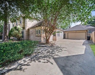 13126 Lemur Lane - Photo Thumbnail 2