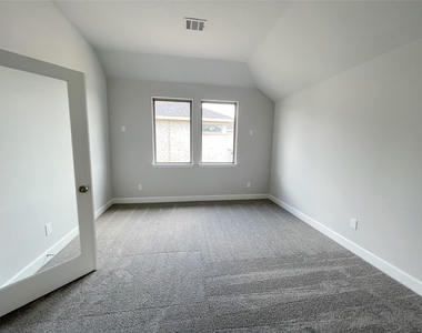29814 Longleaf Grove Ln - Photo Thumbnail 45