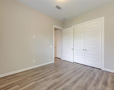 10610 Hazel Hills Drive - Photo Thumbnail 17