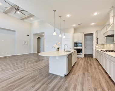 10610 Hazel Hills Drive - Photo Thumbnail 28