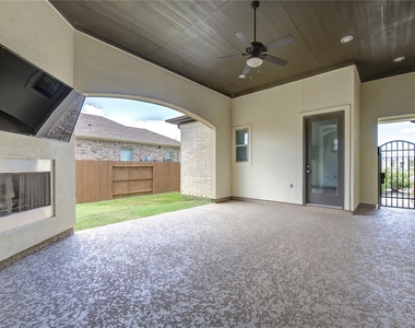 10610 Hazel Hills Drive - Photo Thumbnail 3